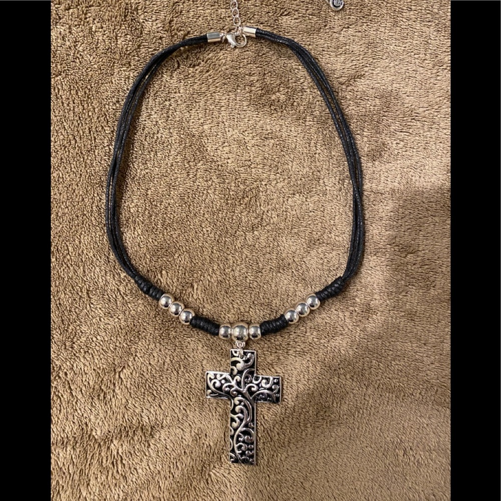 C1945 Black and Silver Cross Chocker